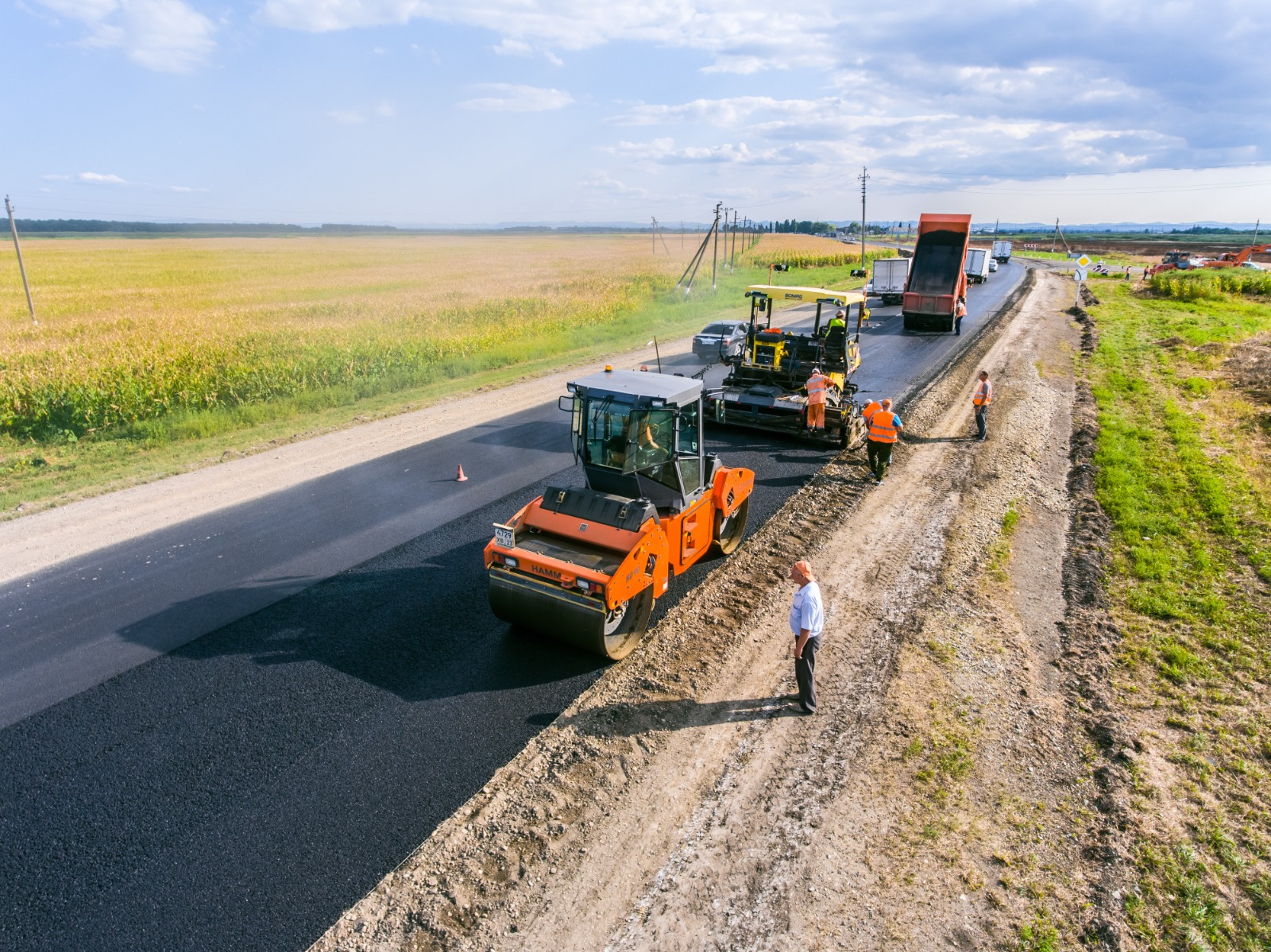 В Славянском, Крымском и Абинском районах Краснодарского края ремонтом и  благоустройством дорог занимается НАО «Славянский ДРСУ» | 15.10.2023 |  Славянск-на-Кубани - БезФормата